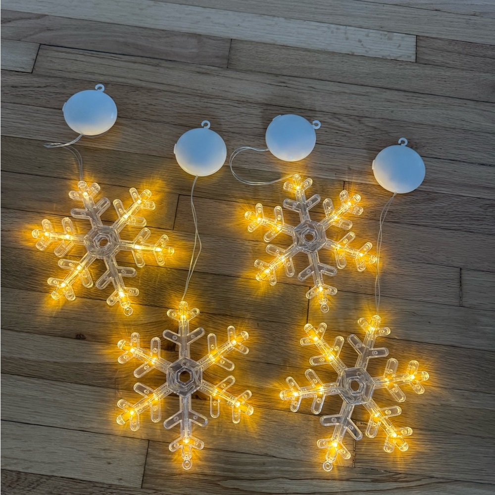Set of 4 Clear Light Up Christmas Snowflake Decorations